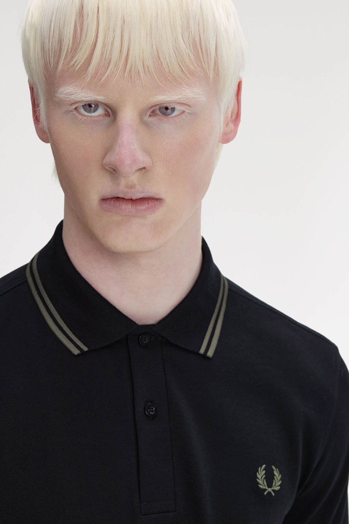 Twin Tipped Poloshirt - Black + Field Green