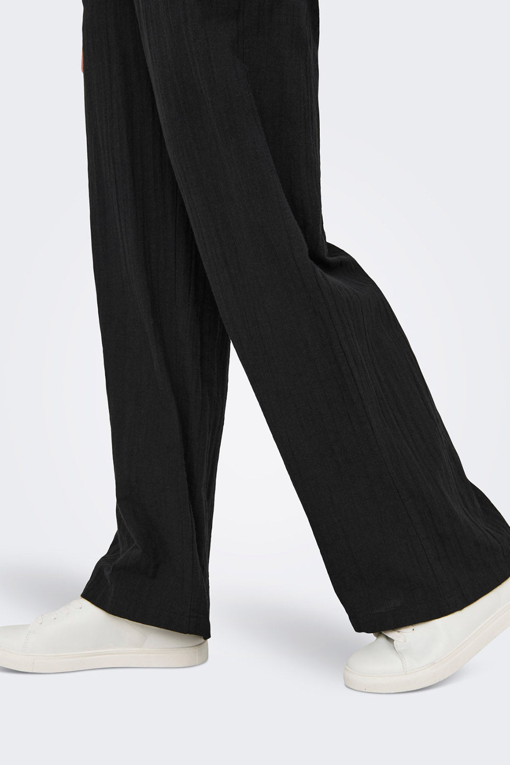 ONLTIZANA Stoffhose - Black