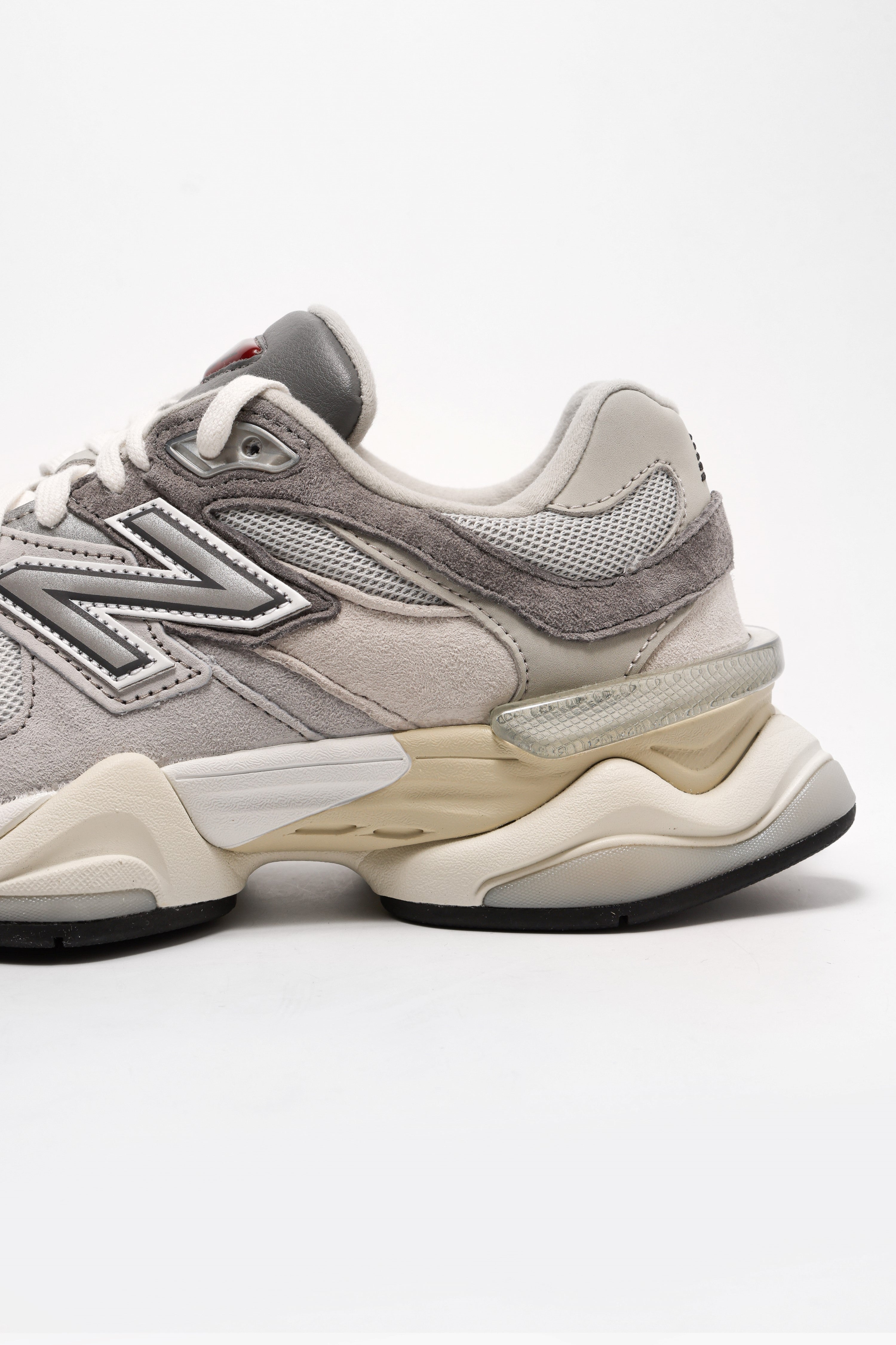 9060 Sneaker - Rain Cloud