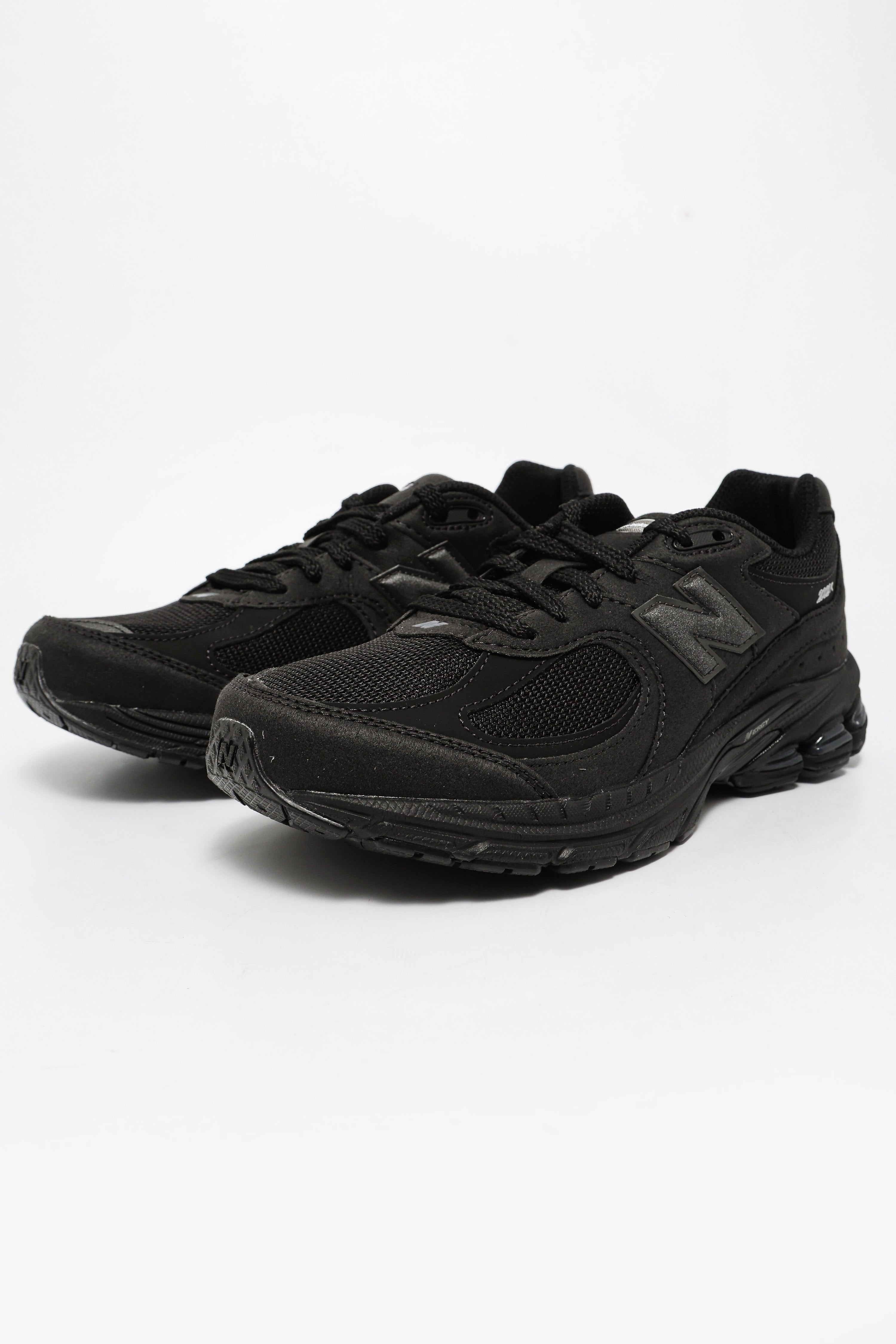 G 2002 Sneaker - Black + Black Metallic