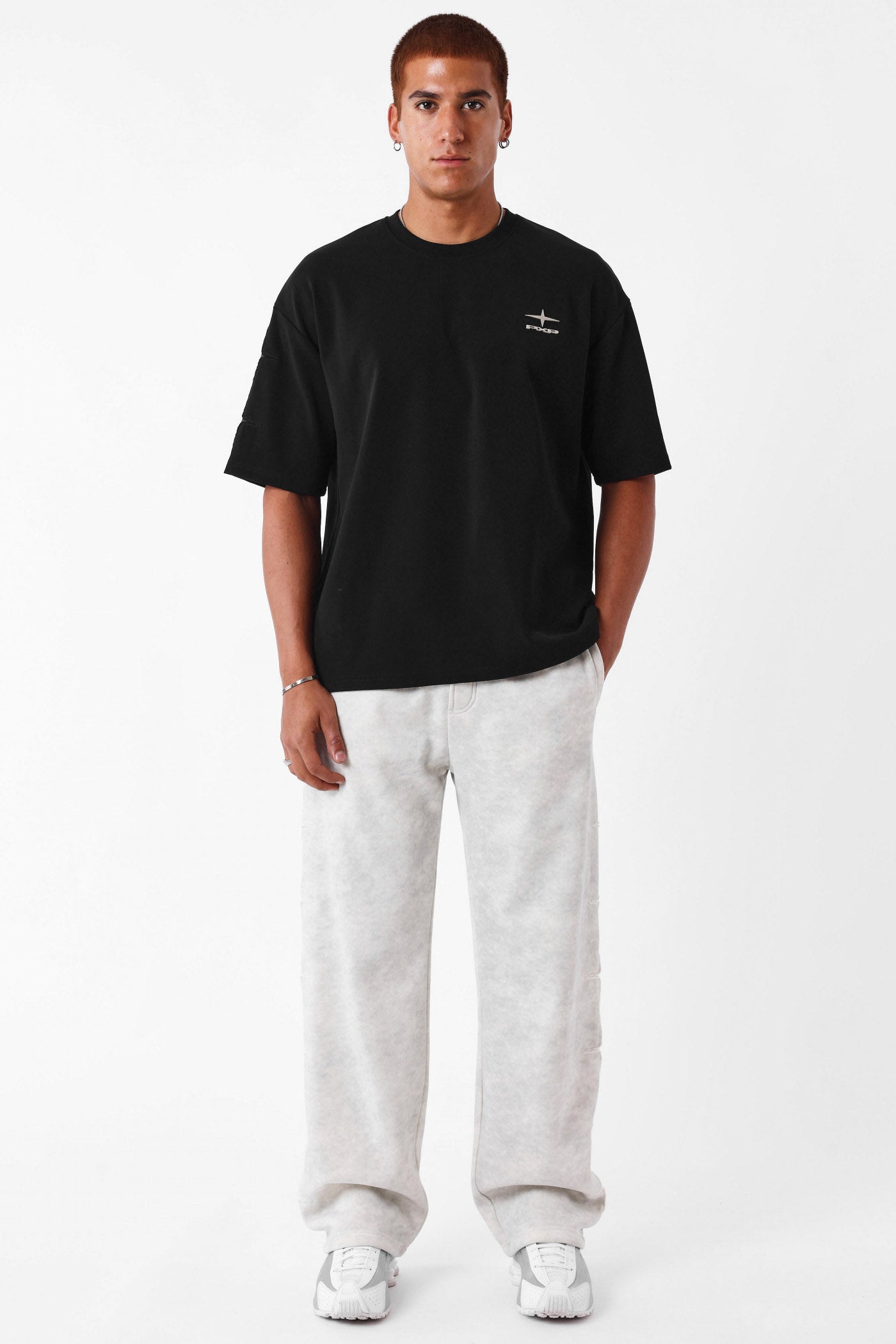 T-Shirt - Black
