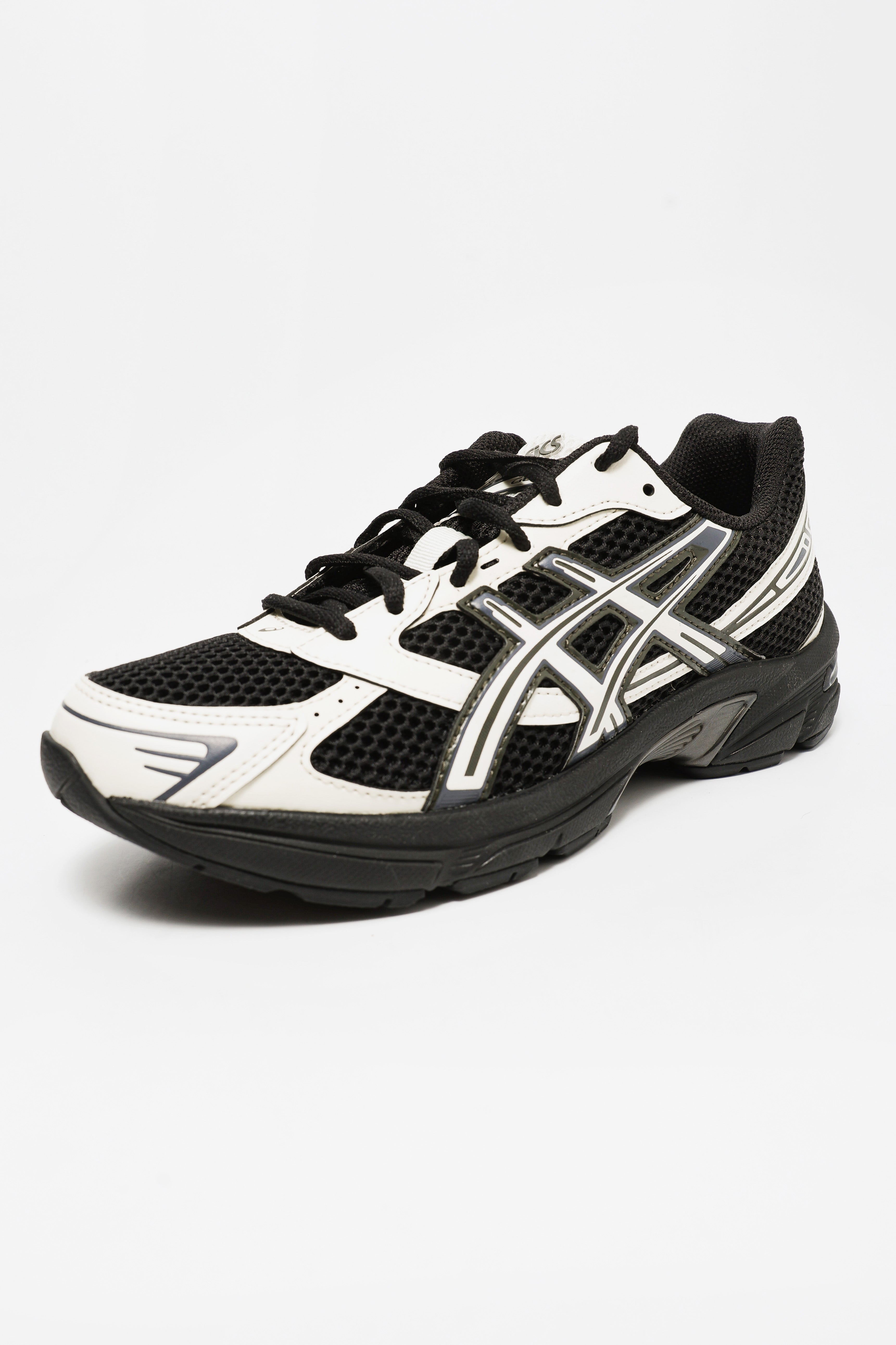 GEL-1130 Sneaker - Black + White