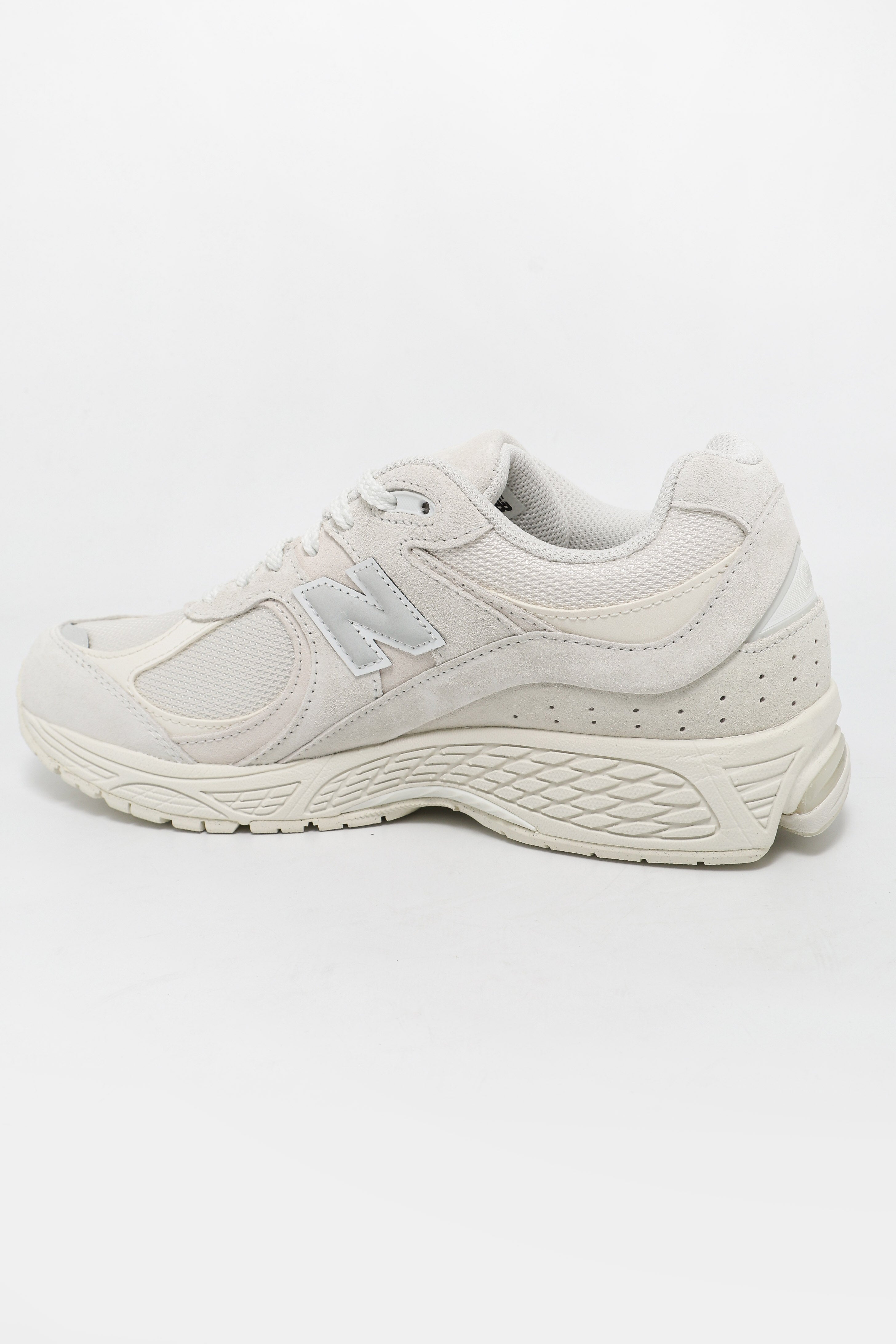 U 2002R Elevated Essentials Sneaker - Sea Salt + Silver Metallic
