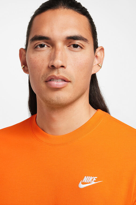 Sportswear Club T-Shirt - Safety Orange