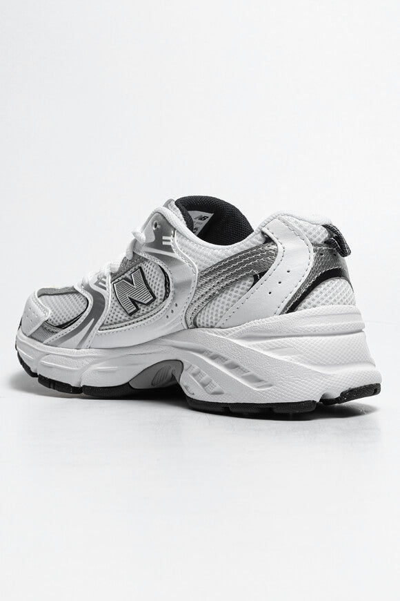 GR530 Core Sneaker - White + Silver