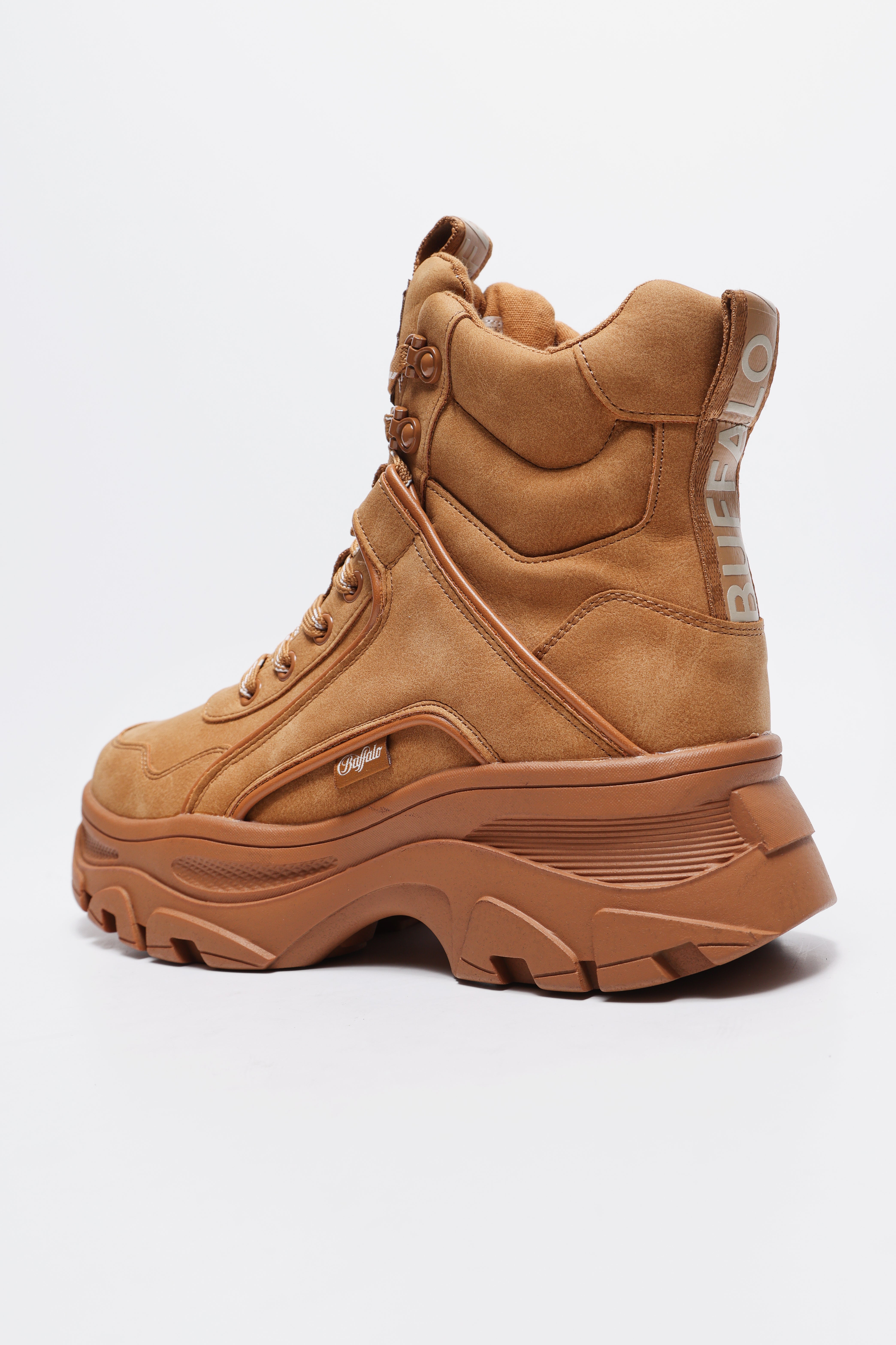 Venom Plateau Winterstiefelette - Cognac