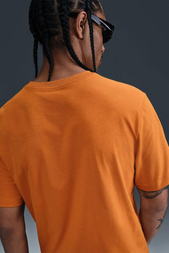 Sportswear Club T-Shirt - Monarch