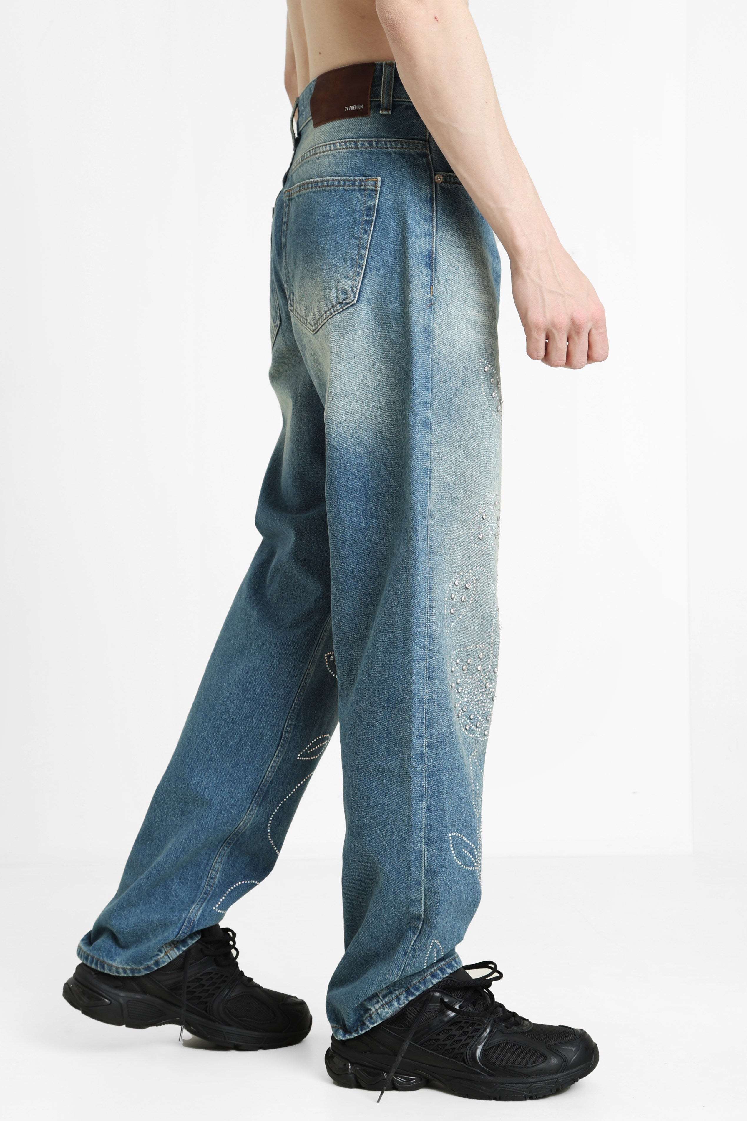 Loose Fit Jeans mit Strass - Blue Denim