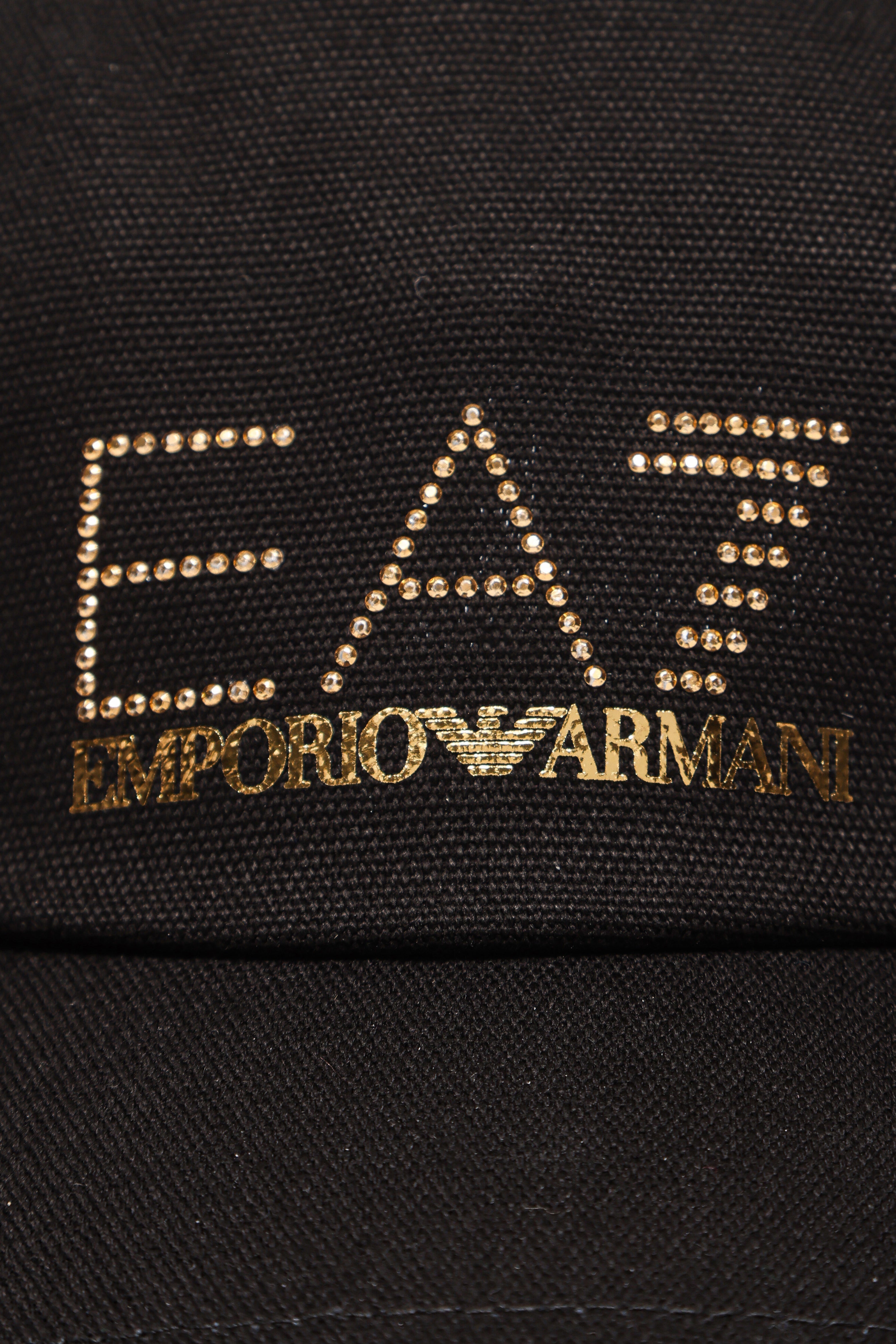 Strapback Cap - Black