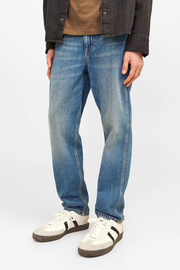 Chris Relaxed Fit Jeans - Blue